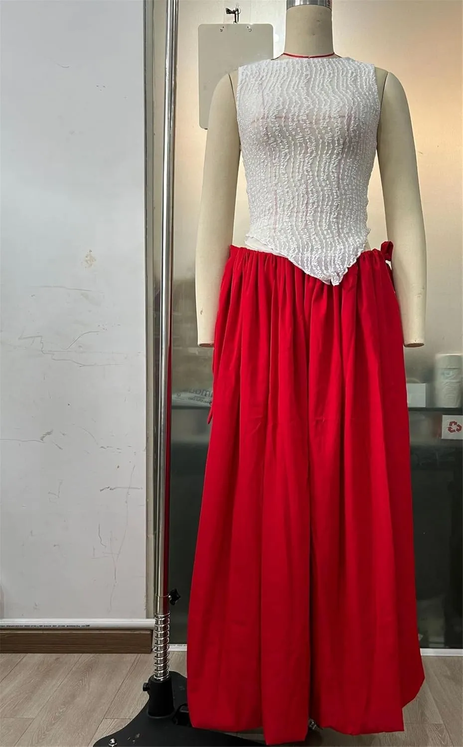 Women Bubble Maxi Skirt Casual Elastic Low Waist Flowy Summer Fashion A Line Long Skirt with Pocket